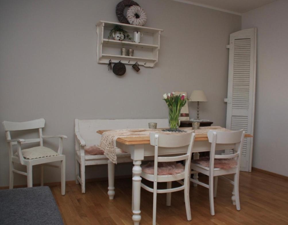 Gemuetliche Ferienwohnung In Edesheim An Der Weinstrasse מראה חיצוני תמונה